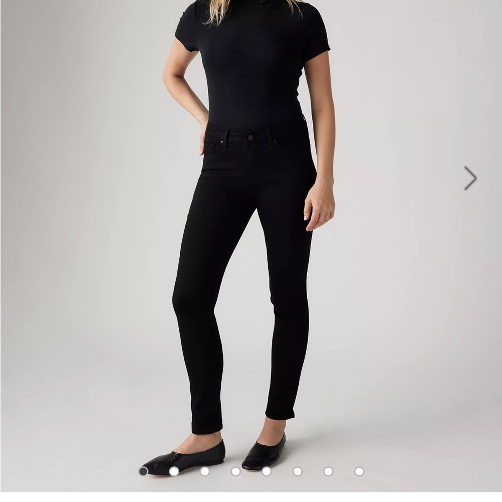 Levi’s women 311 shaping skinny jeans black size 33